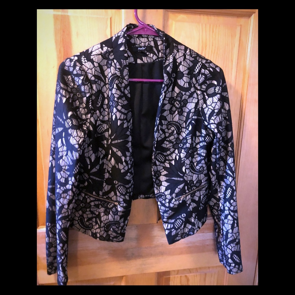 Perfect blazer see pictures!